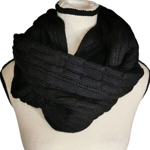 Calvin Klein Black Cable Knit Infinity Scarf OS
